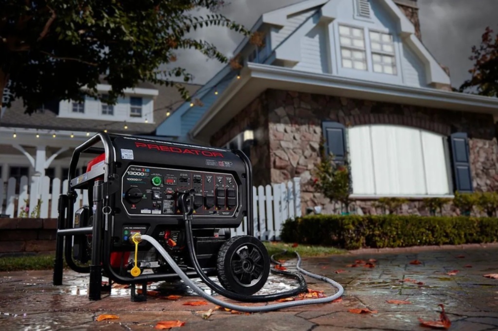 Predator 13,000 Watt Tri-Fuel Portable Generator with Remote Start and CO SECURE® Technology, photo 5 of 8