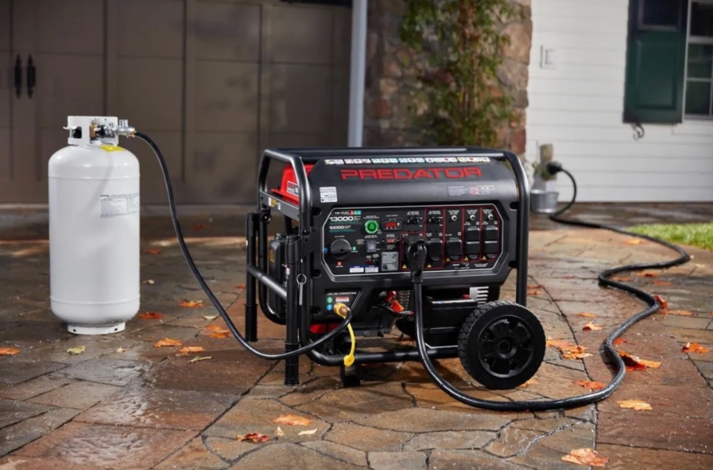 Predator 13,000 Watt Tri-Fuel Portable Generator with Remote Start and CO SECURE® Technology, photo 6 of 8